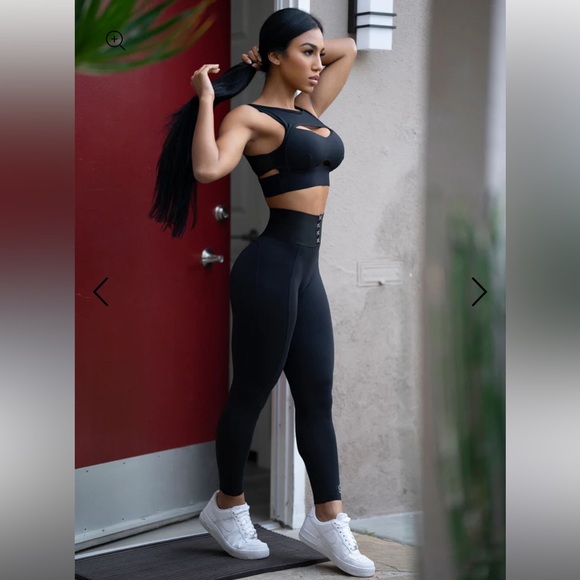 🖤 Bombshell Sportswear Waist Cincher Leggings 🖤 Large/Med - NEW, never worn! - Picture 3 of 15